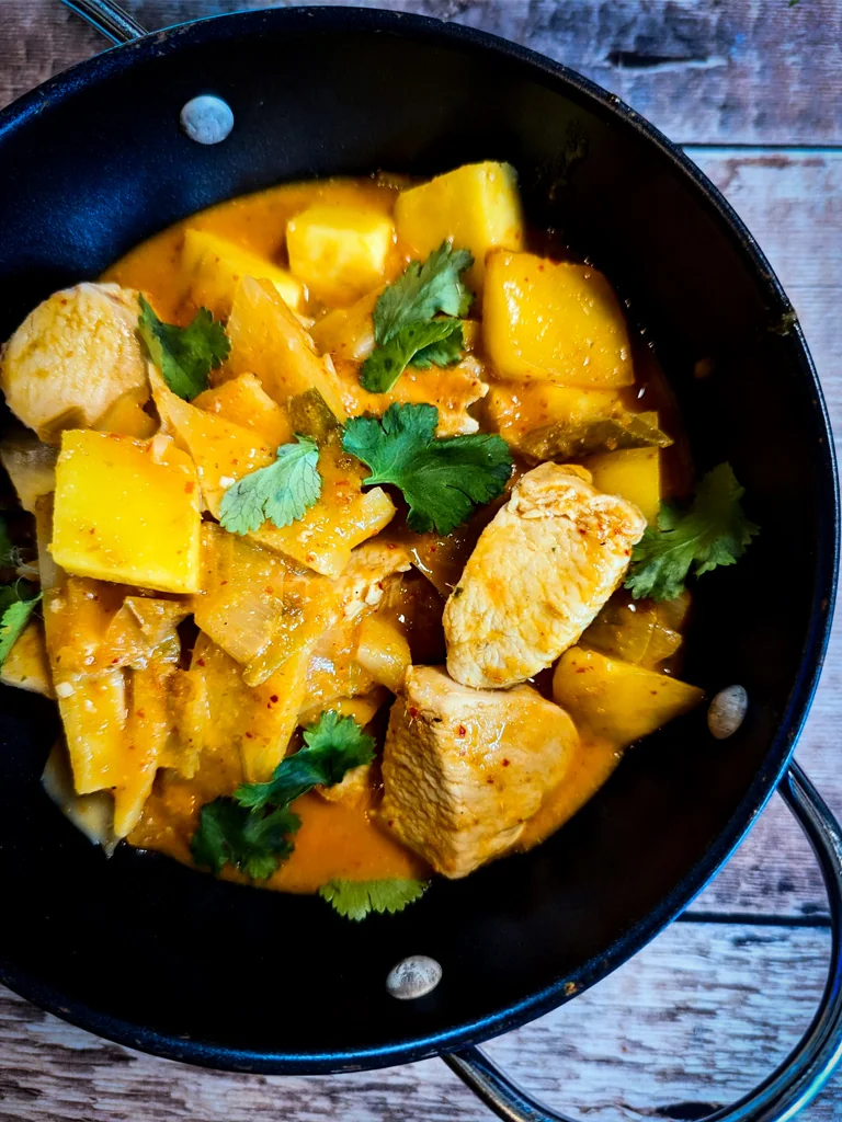 Chicken & Mango Thai Red Curry