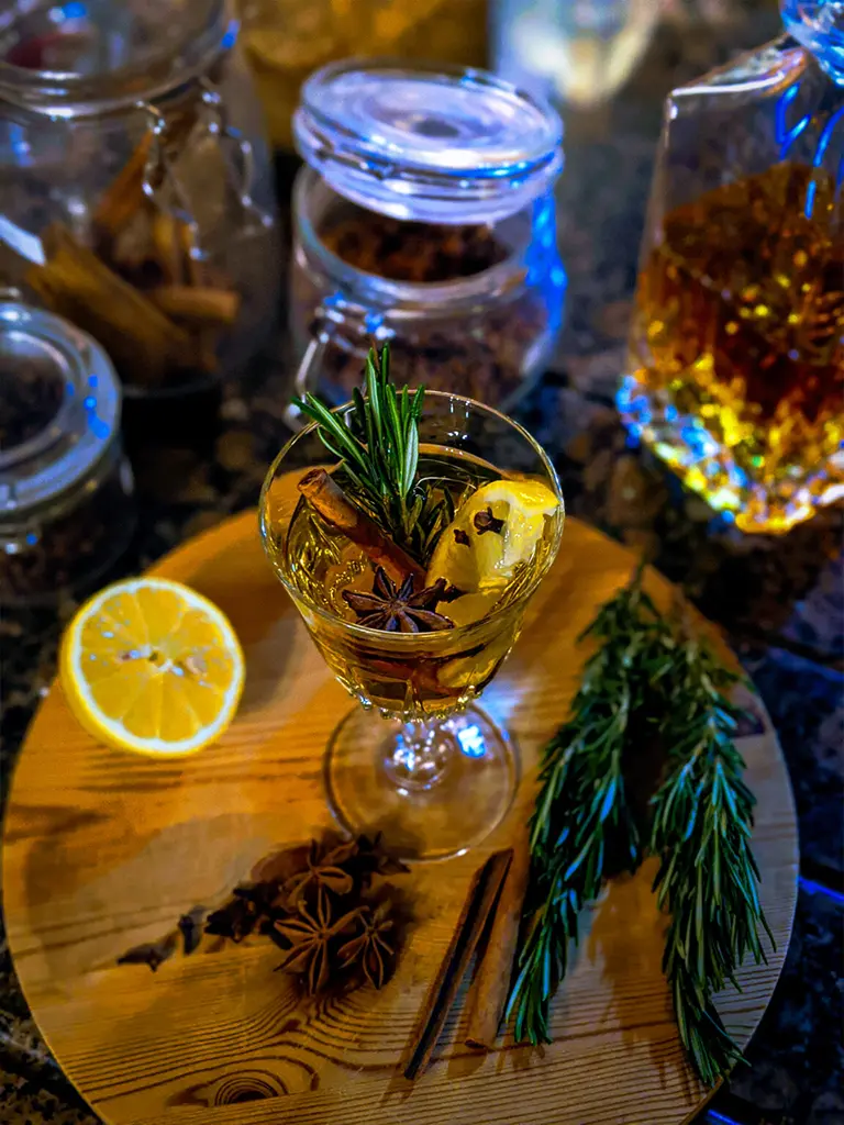 Hot Whiskey with Autumn Spices