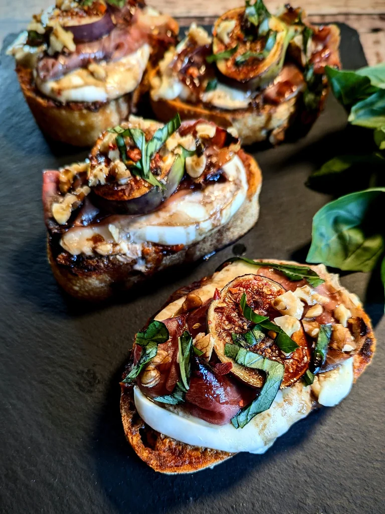Mozzarella, Prosciutto & Fig Crostini