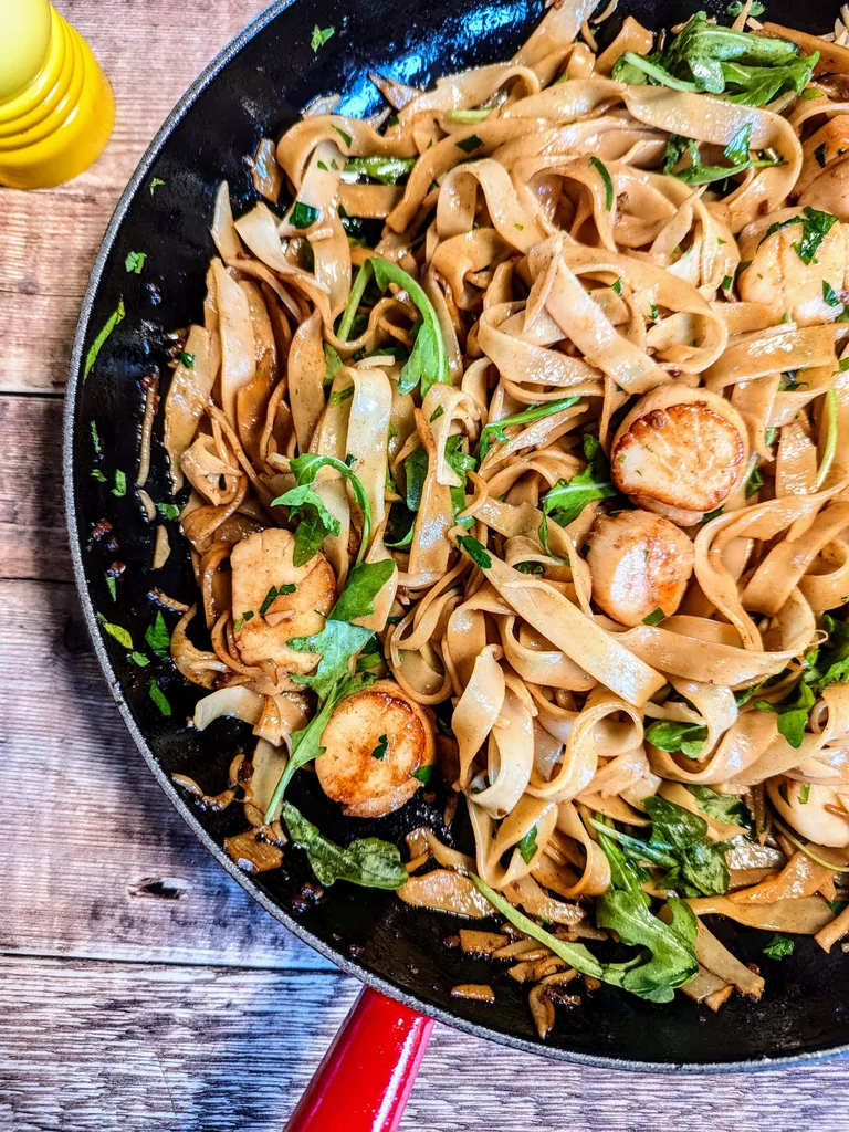 Scallops with Garlic Butter Tagliatelle