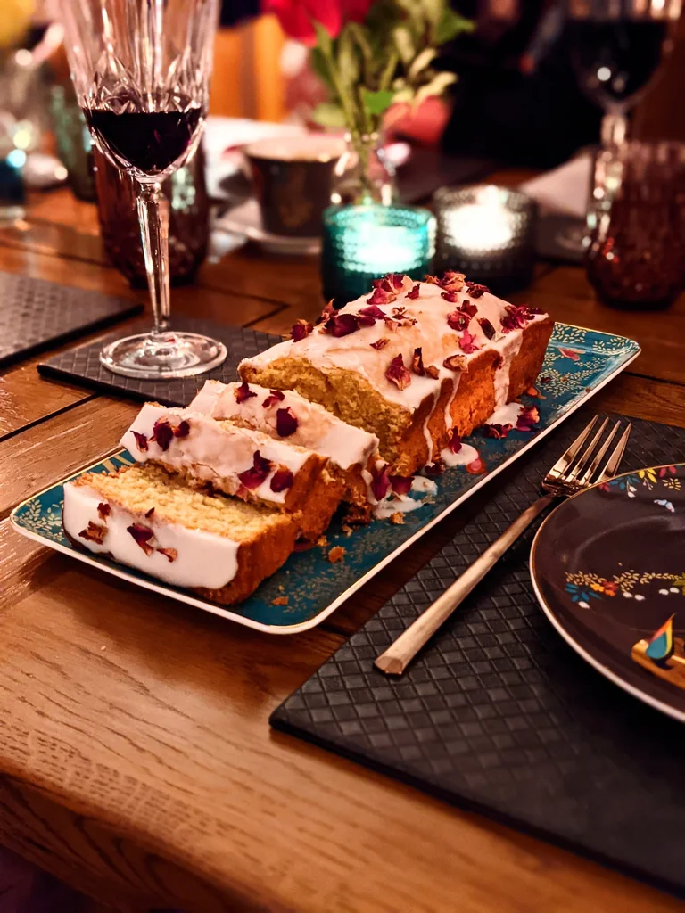 Spiced Honey and Buttermilk Loaf Cake